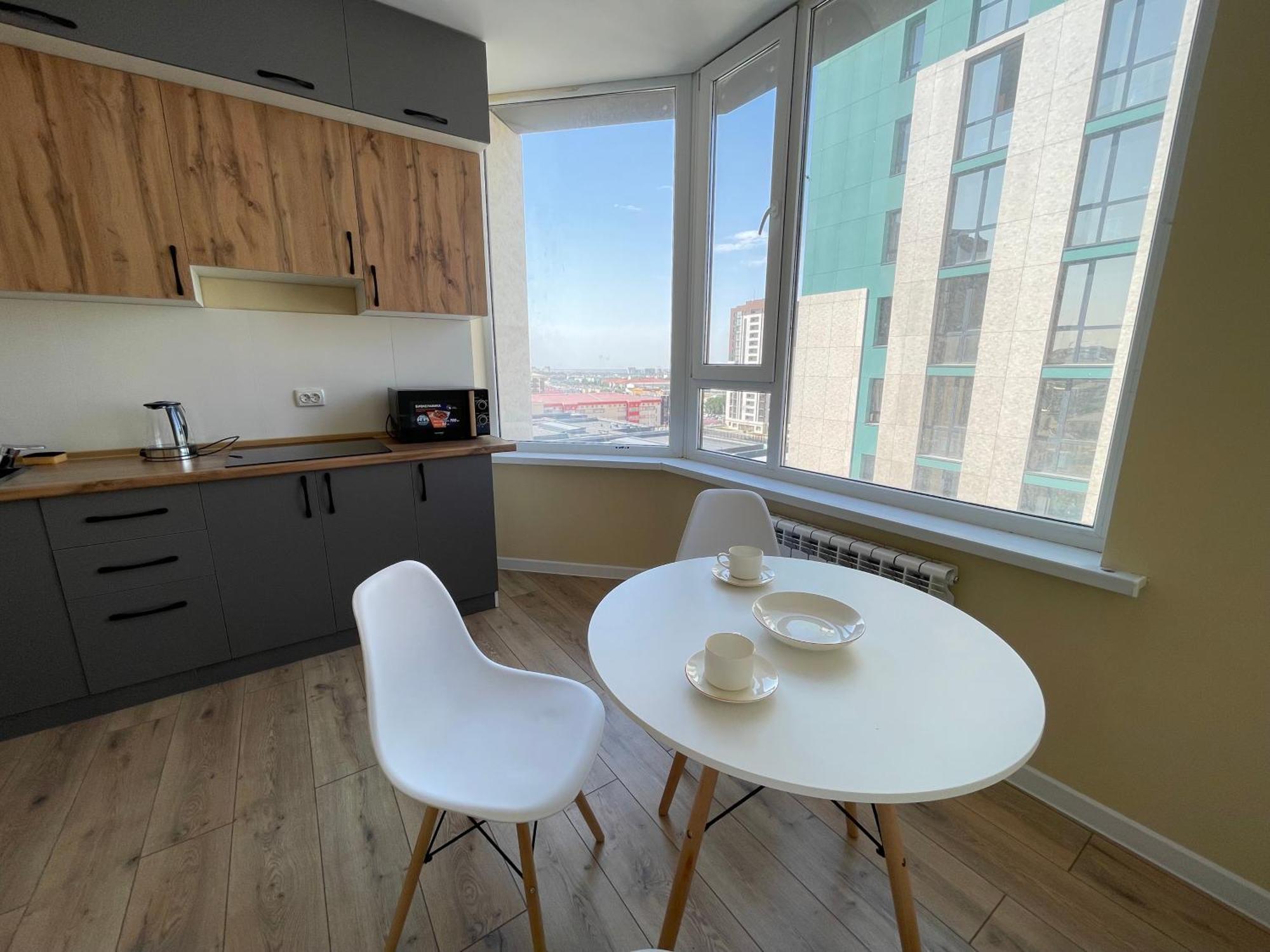 Чистая Квартира В Шымкенте Жк Отау Сити Apartment Luaran gambar